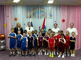 Спортивные старты в Тобольске: дети соревнуются на новой площадке